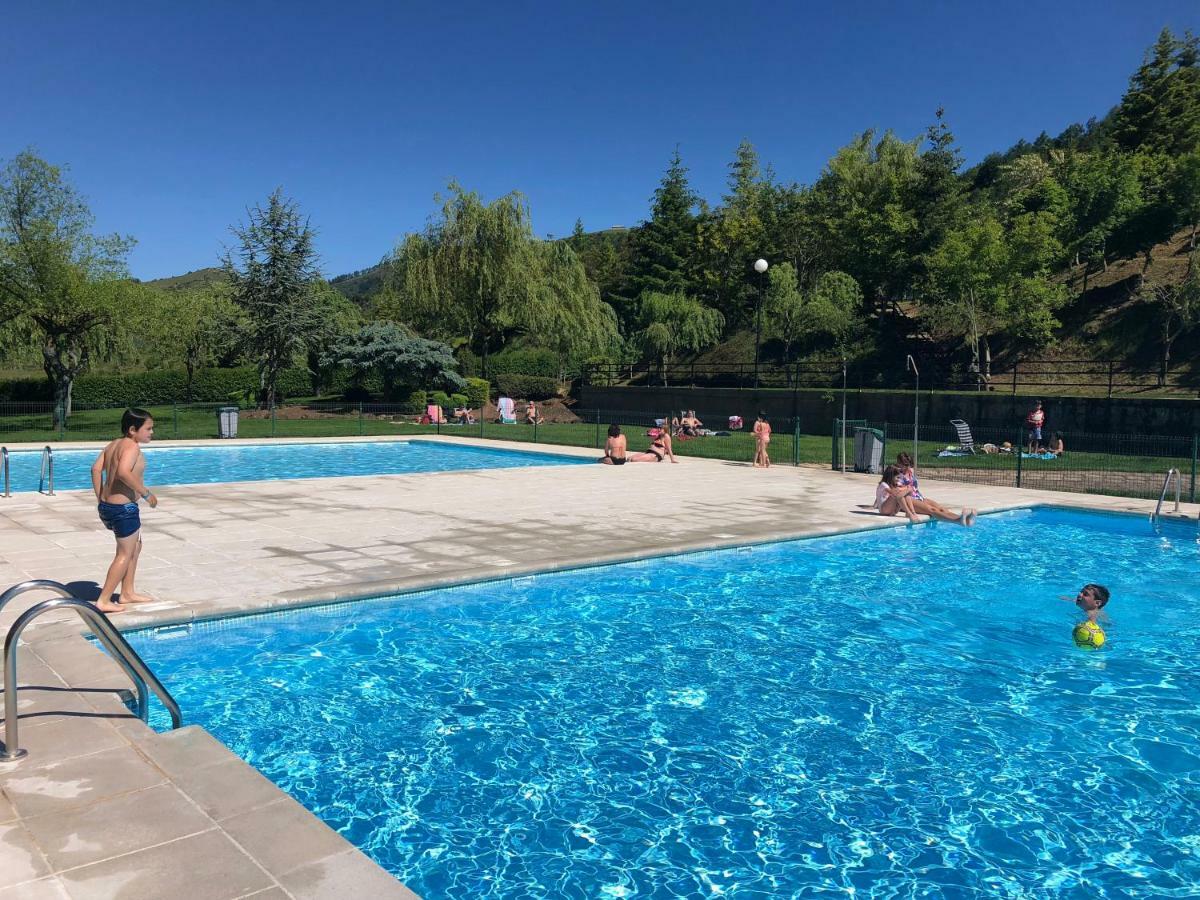Apartamento Ezcaray Con Piscina Zorraquín Eksteriør bilde