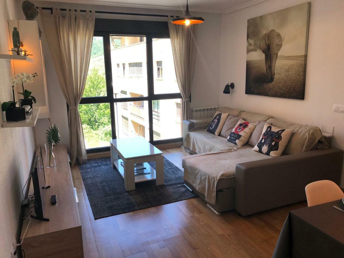 Apartamento Ezcaray Con Piscina Zorraquín Eksteriør bilde